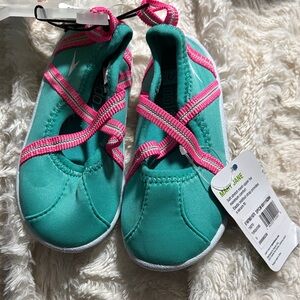 Mary Jane Kids Teal and Pink Water Shoes